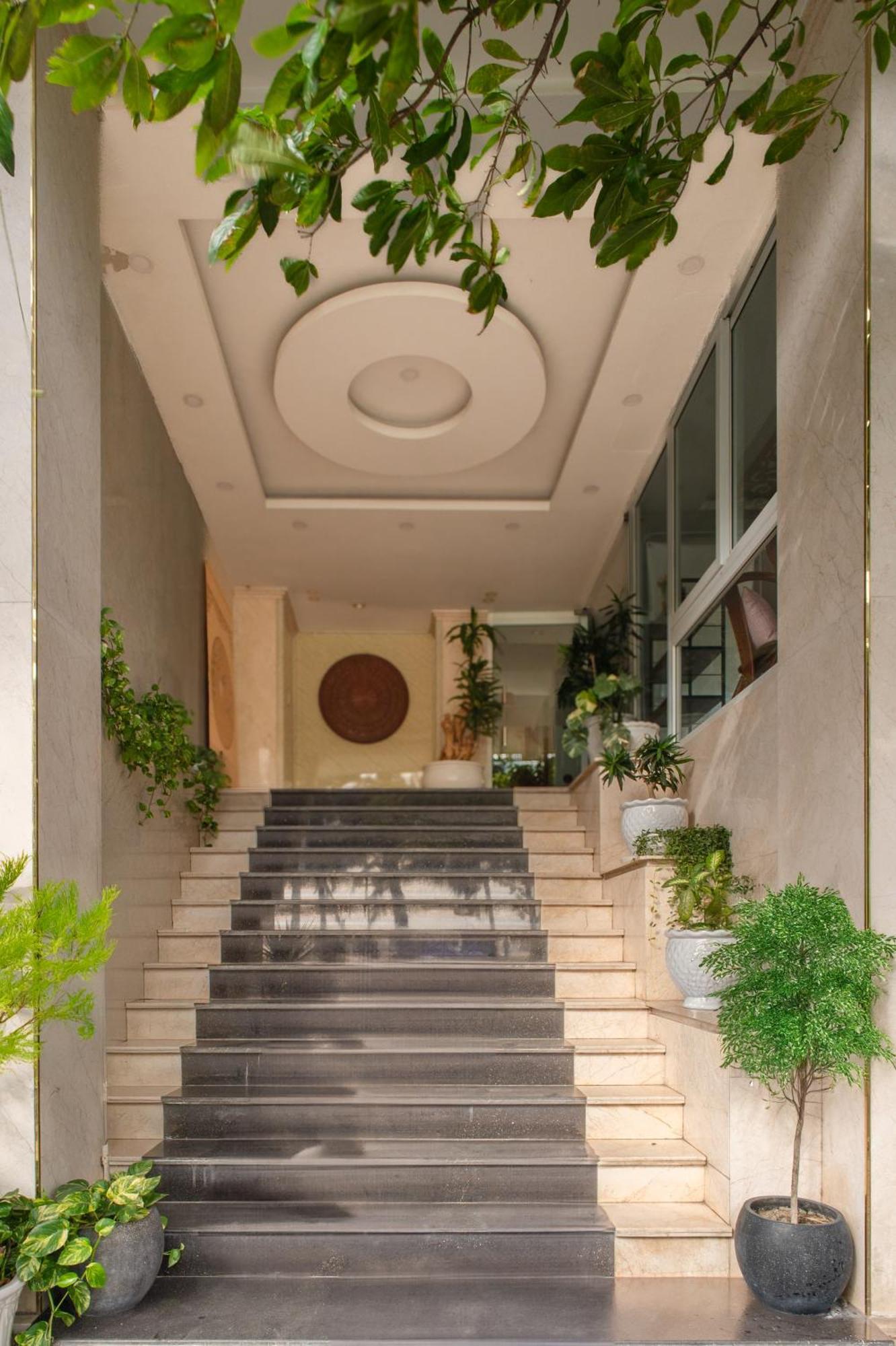 Nang Vang Hotel Nha Trang Buitenkant foto